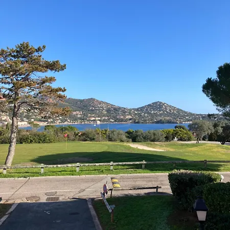Joli Meuble T2 Au Cap Esterel Vue Esterel Et Saint-Raphaël
